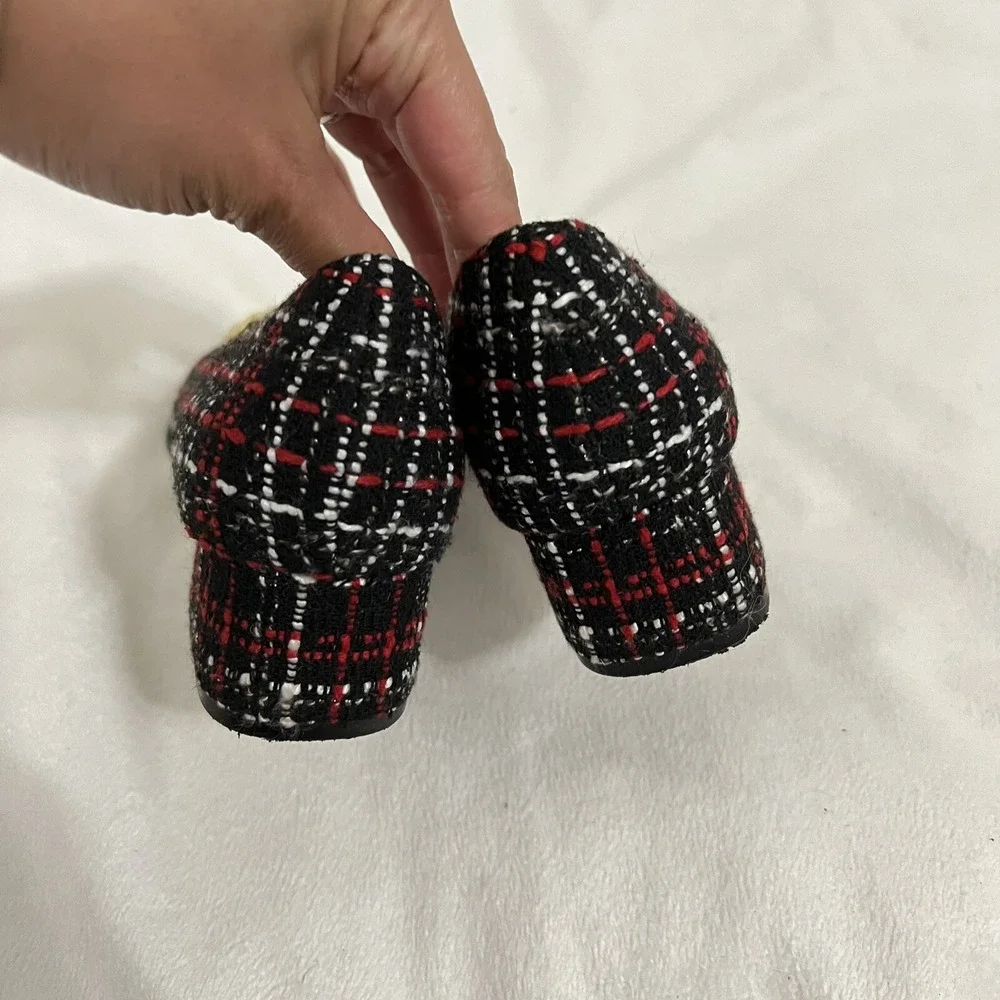 Bettye Muller Tweed Shoes Size 6 Red and Black Preppy Shoes Coquette Chain Block